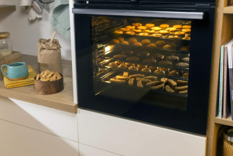 Духовой шкаф Gorenje BO6735E05X серебристый