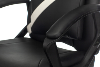 Кресло игровое Zombie DRIVER черный/белый эко.кожа с подголов. крестовина пластик