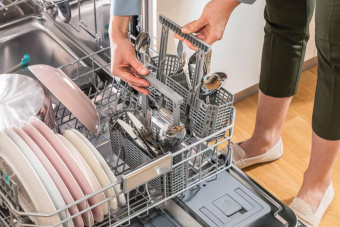 Посудомоечная машина Gorenje GS642E90W белый (полноразмерная)