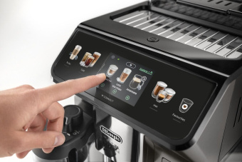 Кофемашина Delonghi ECAM450.86.T 1450Вт черный/серебристый