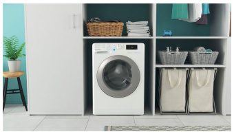 Стиральная машина Indesit BWSE 81293X WSV RU белый