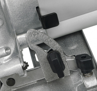 Циркулярная пила (дисковая) Ресанта ДП-165/1300 1300Вт (ручная)