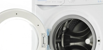 Стиральная машина Indesit IWSB 5105 (CIS)